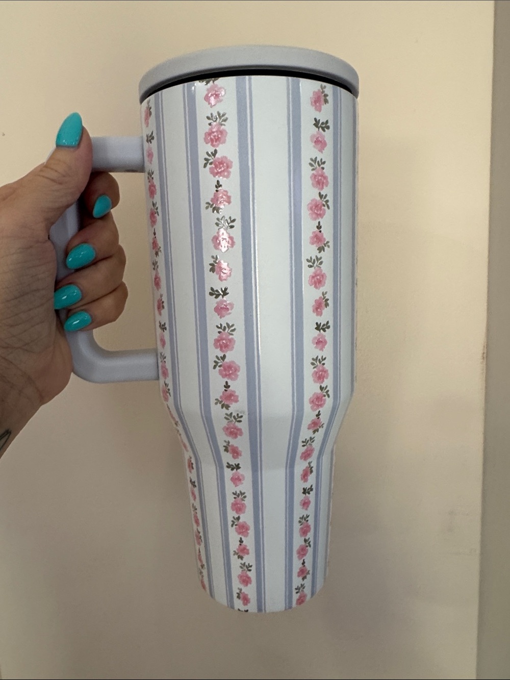 HydroJug Blue and Pink Floral Striped Travel Tumbler